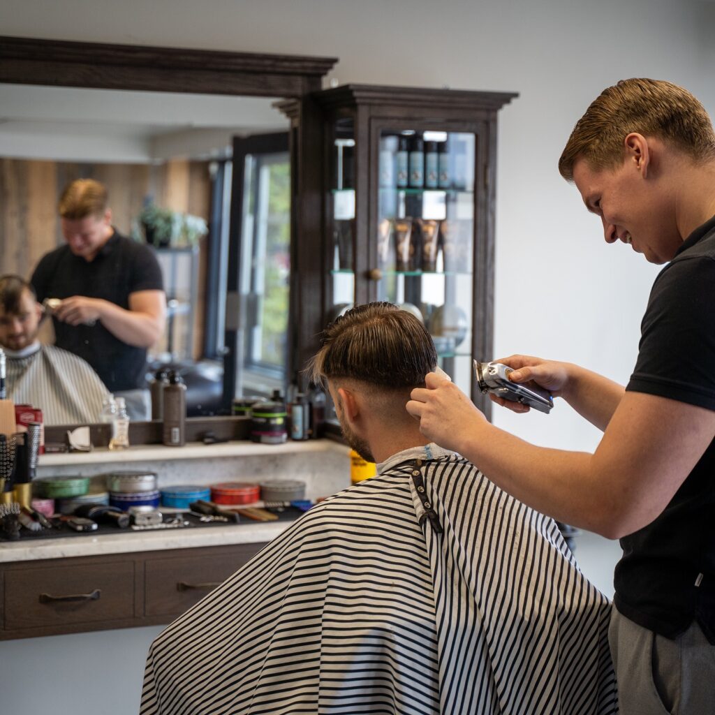 Instagram post from barber_olle. This post is in position 4.