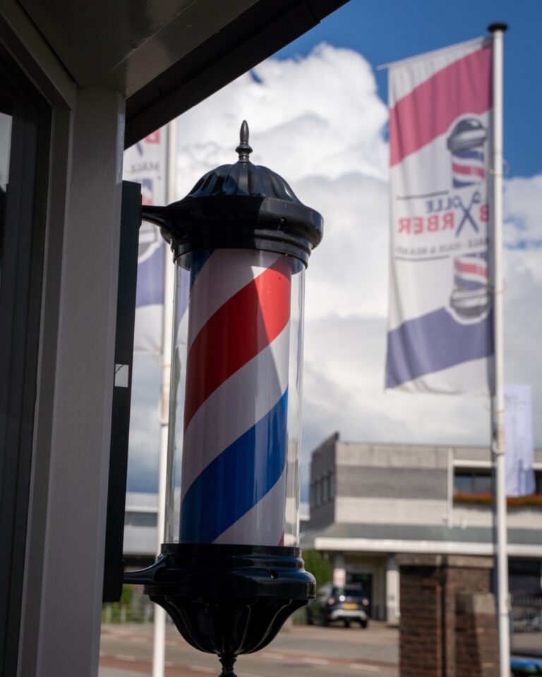 Instagram post from barber_olle. This post is in position 4.