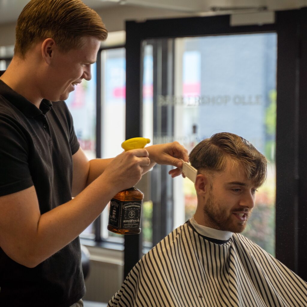 Instagram post from barber_olle. This post is in position 1.